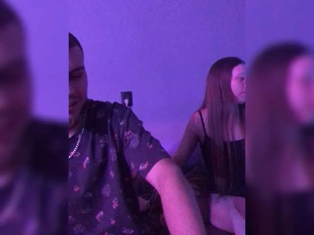 -SweetCouple-1 video chat preview