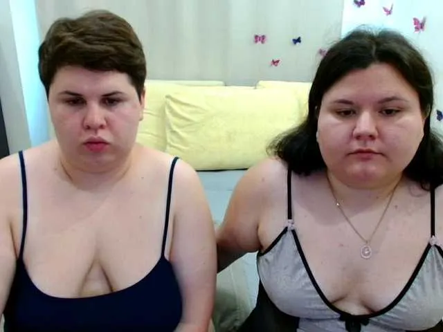 BeckyAndEllen Image 16