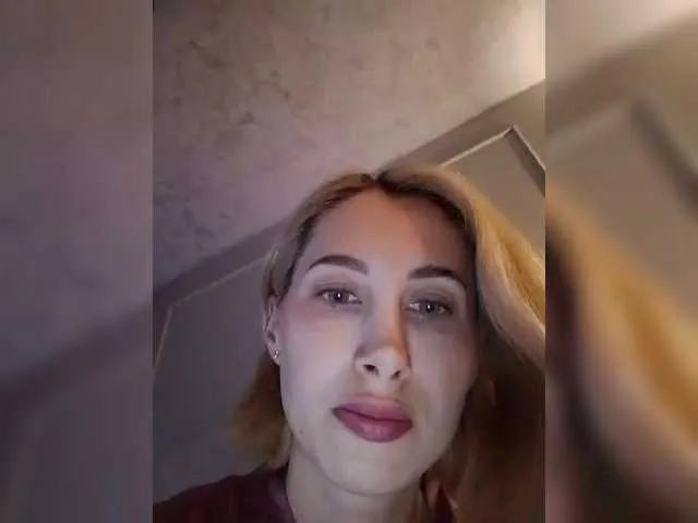 Maria111 video chat preview