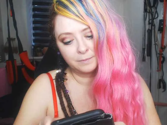 missGODDESS Image 3