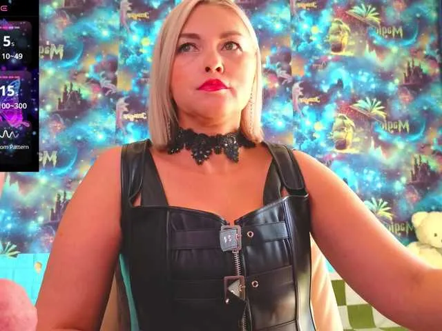 Mistress-Gwen Image 5