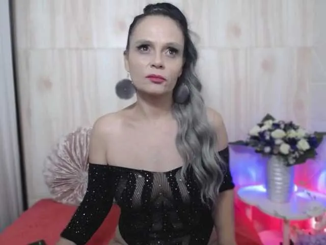 Sweeteest-Julie Image 12