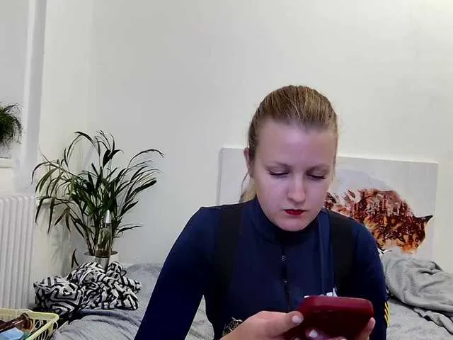 xmileygreyx Image 19
