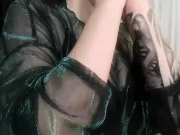 adeelinee Image 2
