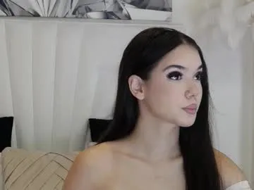 alexisdevine Image 17