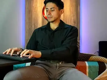 andrew_elliot Image 7