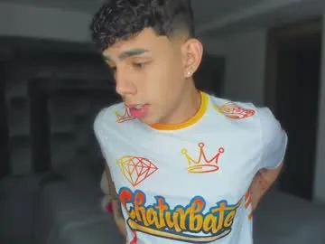 andrew_twink18 Image 7