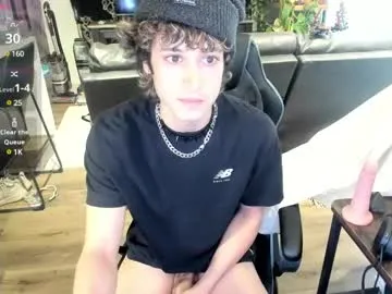 bashful4200 video chat preview