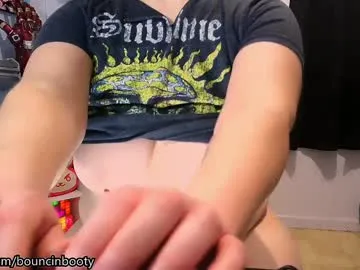bouncinbooty live sex cam on Showamateur