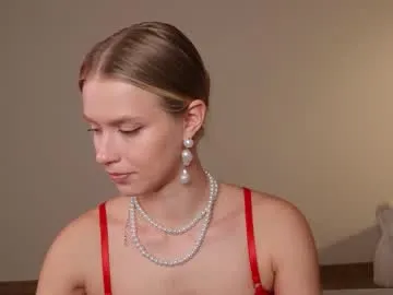 ella_twinkle Image 9