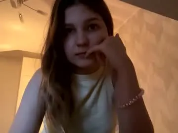 elle_ellise Image 2