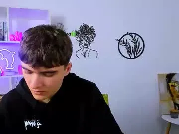 emil_lucky video chat preview