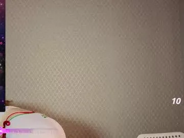 excited_kristi Image 15