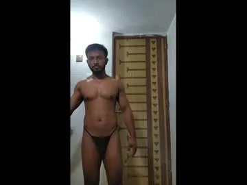 hunkyariyaan's Thumb Image
