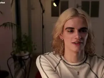 imkawaiiboi Image 7