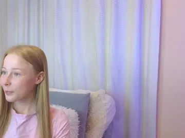 jenny_angelok Image 14