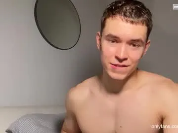 johnnnyhorny's Thumb Image