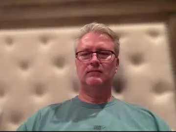 justavoyeurhere Image 6