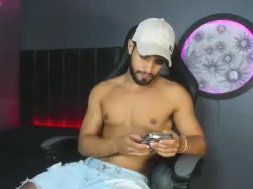 khriss_brown Image 2