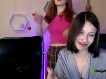 liana_kisses Image 4
