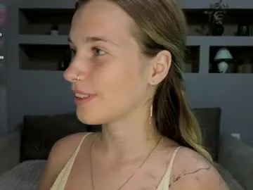 lynntiny Image 19