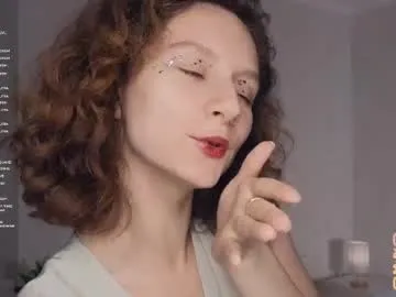 mia_frizz Image 3