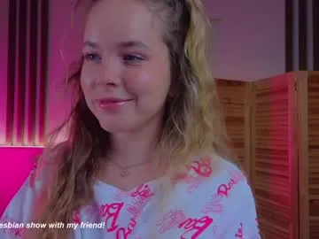 milly_shy Image 3