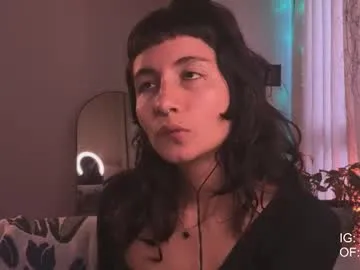 nina_just Image 6