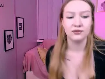 playful_sophie Image 9