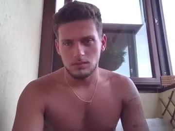 roberto_twink1 Image 12