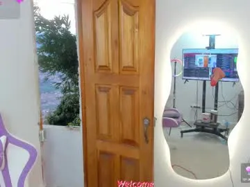 sofia_gold_ Image 2