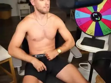 troy_greenxo Image 2