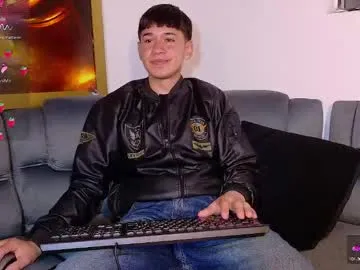 twink_daren Image 11