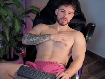 valenthinoking Image 15