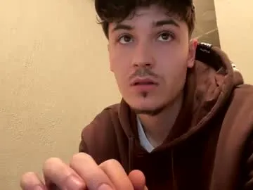 yungstudbev Image 3