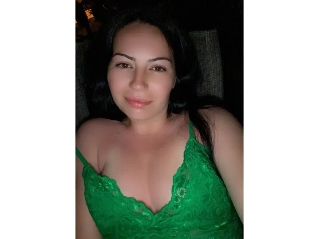 CarlaSthepyi's Thumb Image