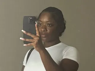 Amourmywayy Profile Image