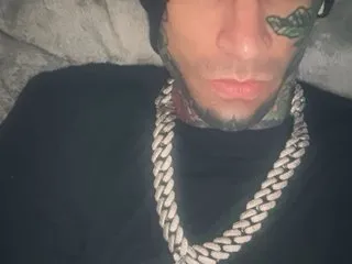 Darrrrrren Image 2