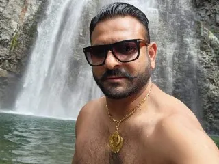 Hotuncut19 Profile Image