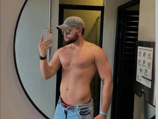 Maxstrong70 Profile Image