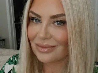 MollyMilfXO Image 2
