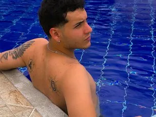 nohawhiite Profile Image