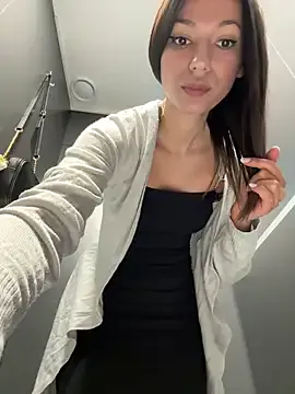 _MiaQueen_ Image 4