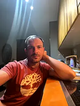 Adventurehotman Image 9