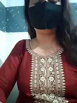 Aishwaryaa_69 Image 2