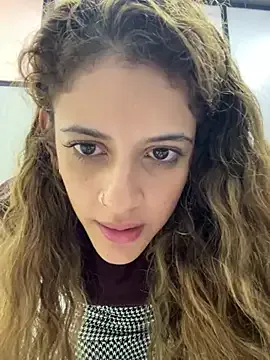 alana15 Image 2