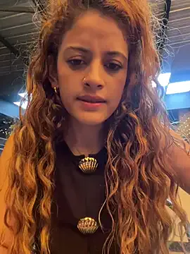 alana15 Image 3