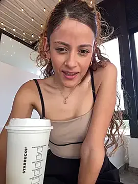 alana15 Image 5