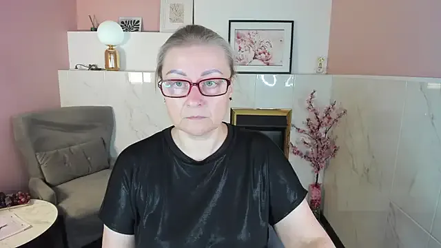 AlexandraKind Image 14