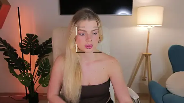 Angel___Blond Image 7